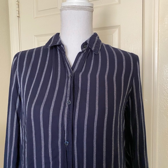 Button down shirt - Picture 3 of 3